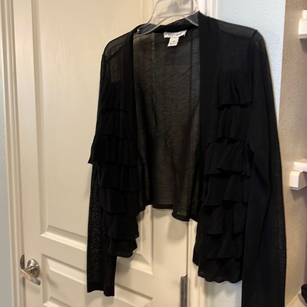 Beautiful lightweight cropped over top shirt with ruffles barely worn